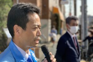 下村博文衆議院議員、安井一郎区議会議員と共に街頭演説