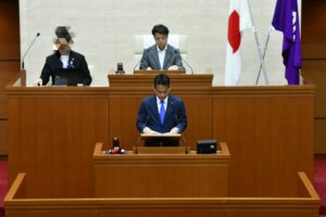 駅頭挨拶［東武練馬駅北口］＆区議会本会議での討論