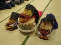 徳丸北野神社獅子舞保存会の獅子舞の練習に参加