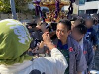 蓮沼氷川神社例大祭にて神輿担ぎ