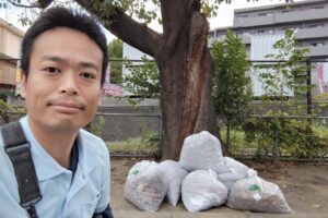 徳丸ニュースターの会の赤徳公園清掃活動