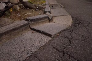 私道の傷んでいる箇所の補修についてご相談