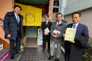 生駒市の「まほうのだかしやチロル堂」視察