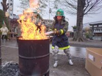 徳丸北野神社で「田遊び」の準備