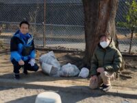 徳丸ニュースターの会さんの赤徳公園清掃活動