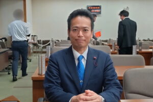 予算審査特別委員会での補正予算総括質問