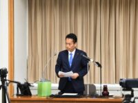 予算審査特別委員会にて総括質問