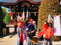 徳丸北野神社で催行された、獅子舞奉納の写真