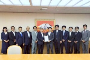 板橋区議会自由民主党議員団による「板橋区における麻しん(はしか)対策の強化に関する緊急申し入れ」