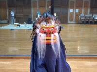 徳丸北野神社獅子舞保存会の三匹獅子舞の練習